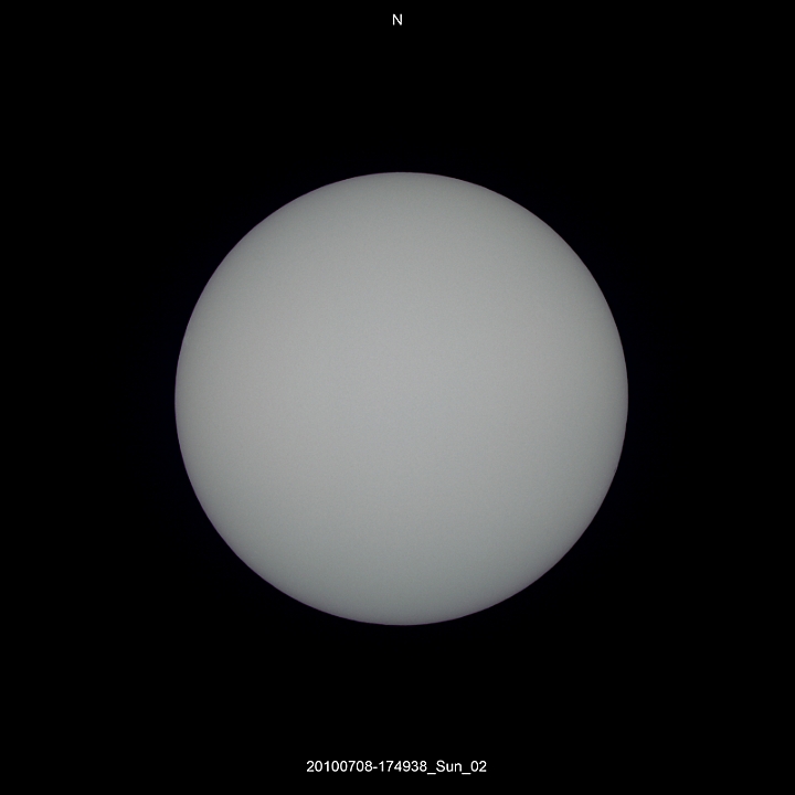 20100708-174938_Sun_02.JPG -   Newton d 303,15 / af 1623 & Coma Corrector CANON-EOS5D (AFC-Filter) 160 ASA Baader Tape-3.8 Filter 1 light-frame 1/6400s Canon-RAW-Image, Adobe-PS-CS Low to Horizon  